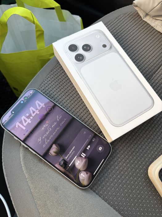 Продам iphone 17pro