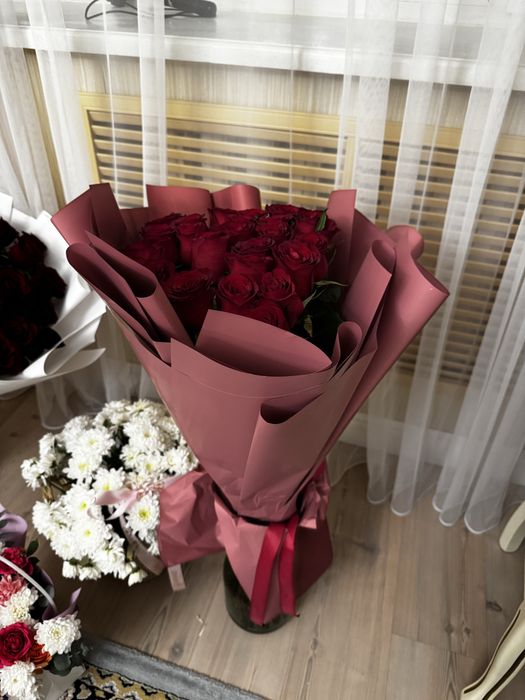 Продам голландские розы вчерашние