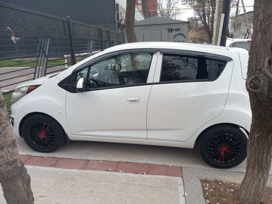 Спарк автомат сотилади