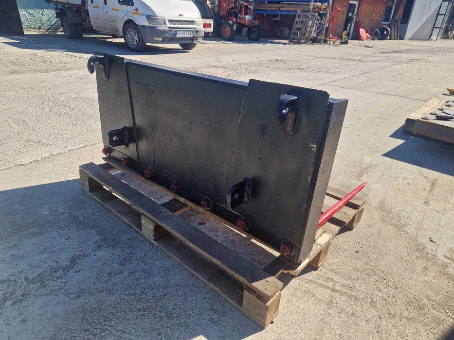 Furca gunoi cu prindere euro pentru incarcator frontal tractor