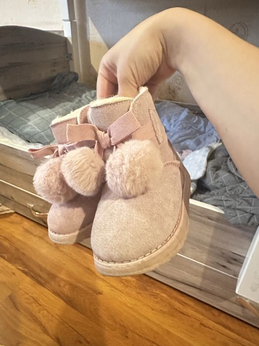 Сапожки для девочки