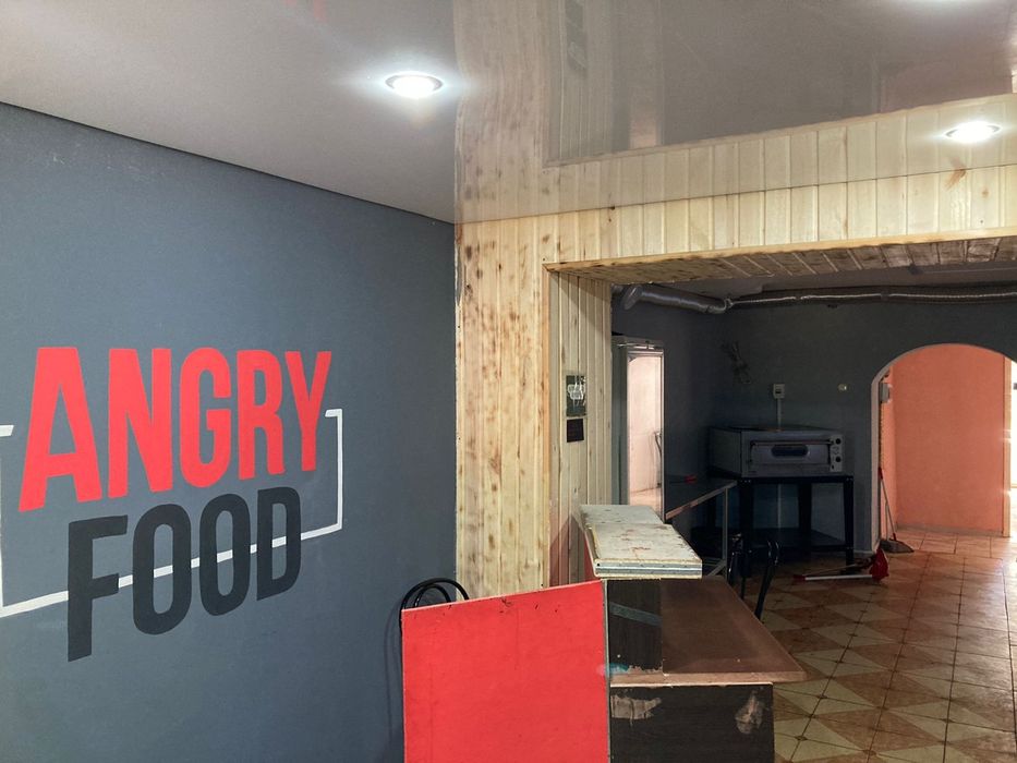 Сдам коммерческое помещение