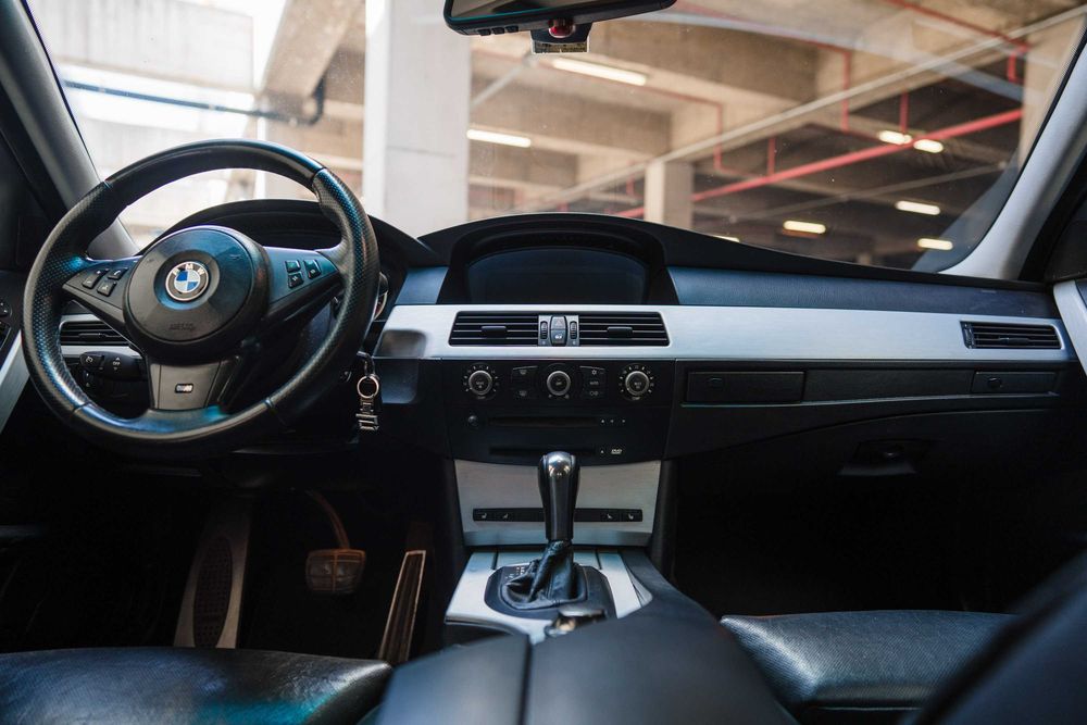 BMW e61 535d сив мат боя