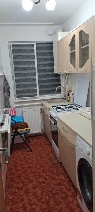 Vand apartament cu doua camere