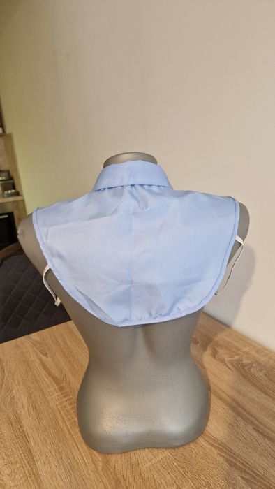 Дамска яка на риза