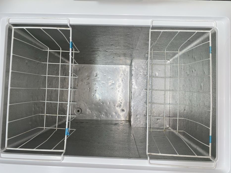 Морзильник Midea в отличном состоянии