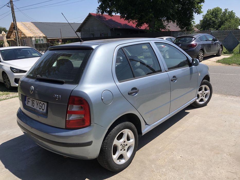Skoda Fabia 1.4 16V benzină  4.500 lei