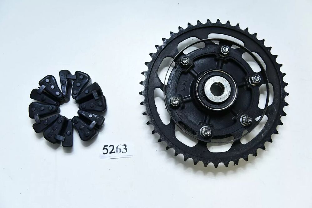 Hub Yamaha MT 09 / Tracer 17-19 Suport de pinioane pentru roata din
