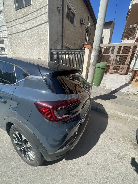 Renault Captur plugin e-tech 2023 in garantie