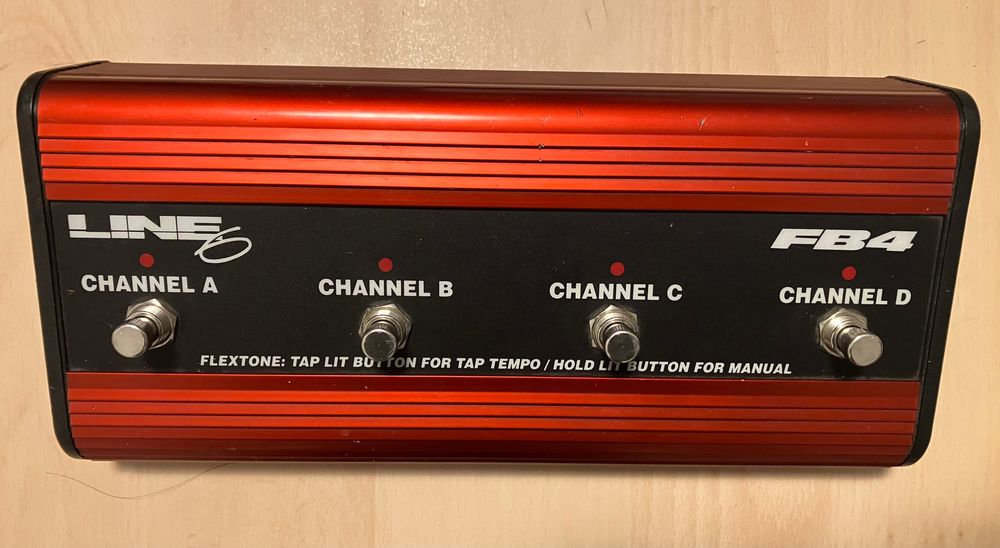 Procesor chitara electrica Line 6 POD 2.0 + FB4