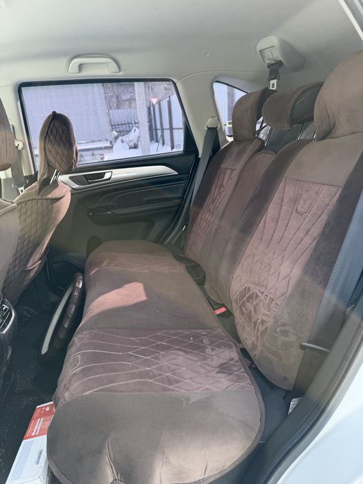 Комплект чехлов универсальные