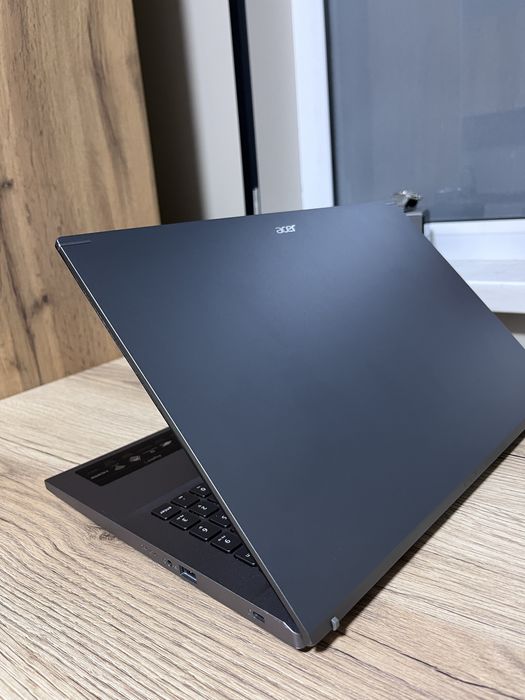 Ноутбук Aser Aspire 5