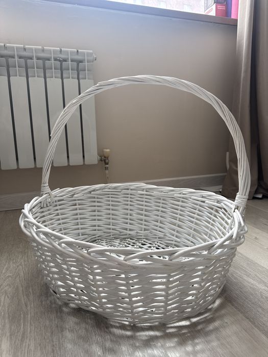 Продаю большую корзину