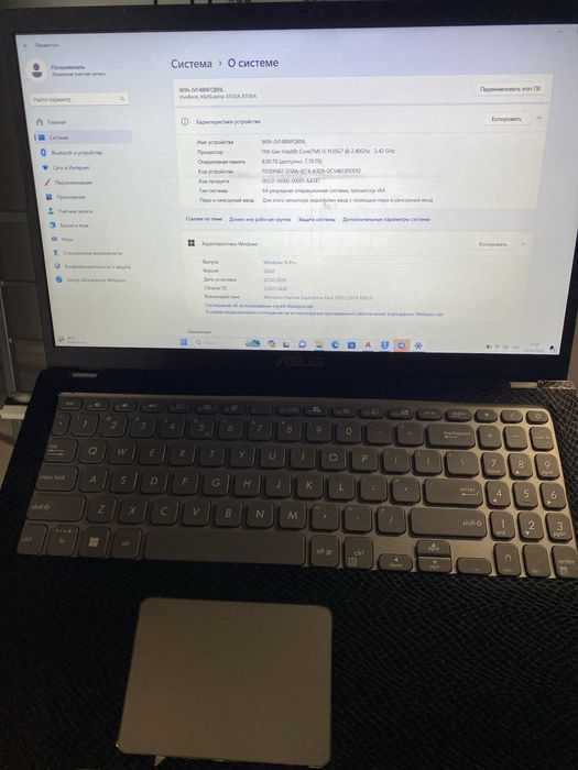 Asus laptop vivobook core i5 11 avlof