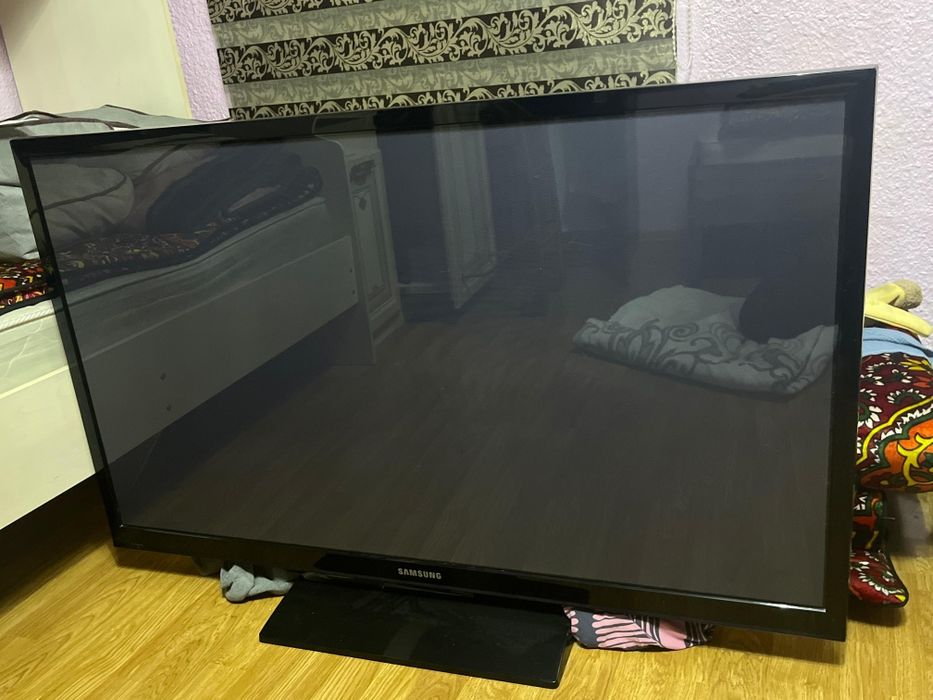 Телевизор самсунг