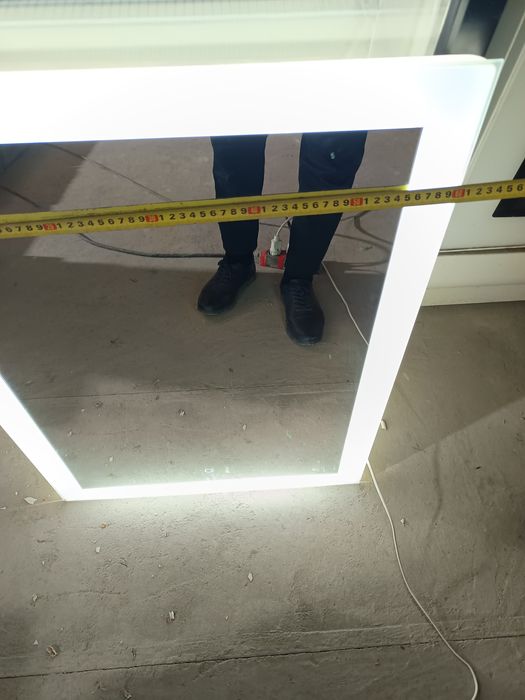 Продам зеркало для ванной