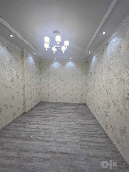 Продам новый евро дом метро дустлик