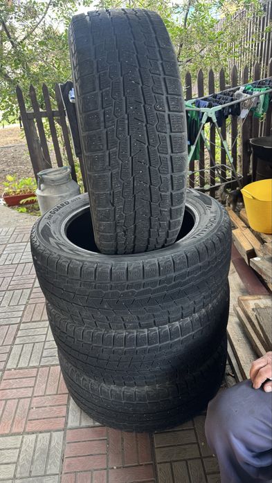 Продам б/у покрышки