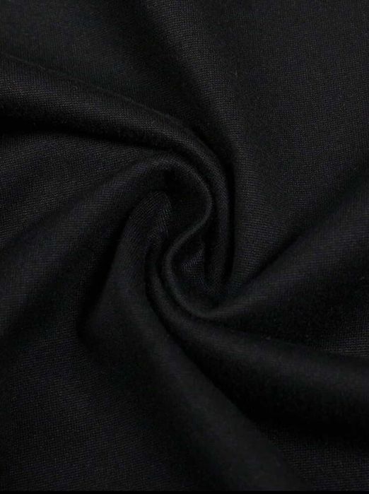 Мъжка черна тениска с уникален цветен принт "Череп с шапка" – Streetwear стил