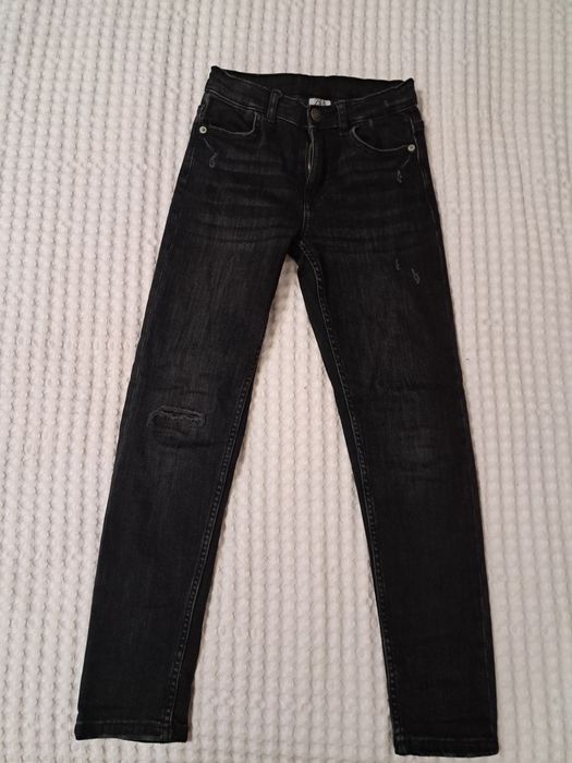 Blugi Zara ,9 ani