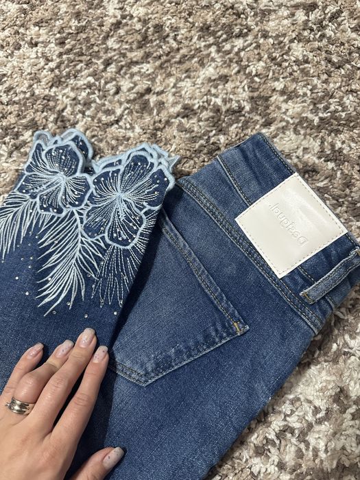 Blugi superbi dantela sibtalie inalta Desigual