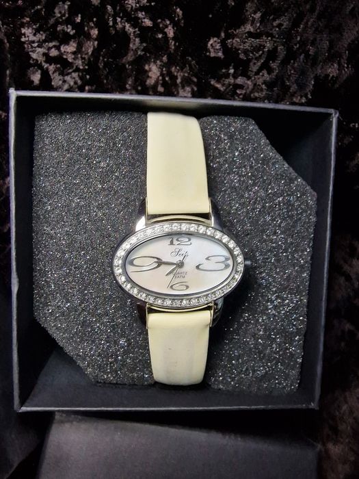 Ceas damă si Huawei watch 5 46 mm