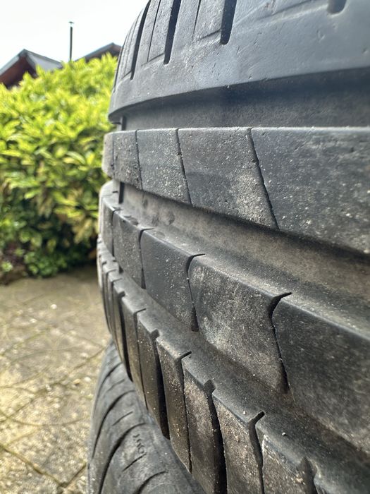 Продавам 4 броя летни гуми Hankook с джанти 185 60 15