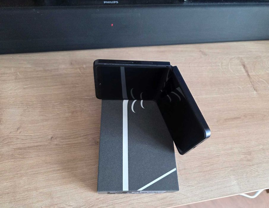 Samsung Galaxy Z Flip7