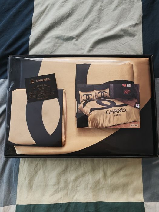Lenjerie pat Chanel, nouă, fete de perne în 2 dimensiuni
