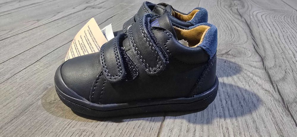 Нови бебешки обувки Primigi