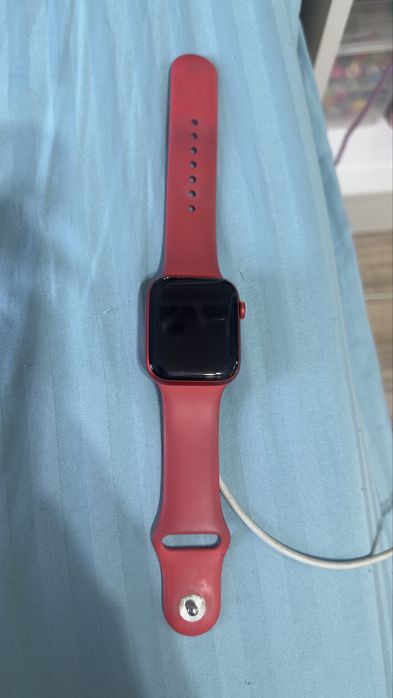 Продам часы     Apple Watch