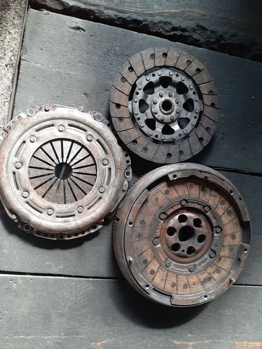 Kit ambreiaj dublu 1.6hdi/tdci Focus 2/C-Max/Fiesta/Partner/Berlingo