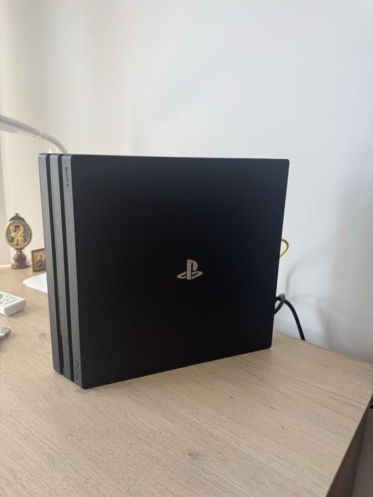 Ps4 Pro 1tb modat