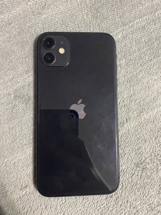 Продам IPhone 11