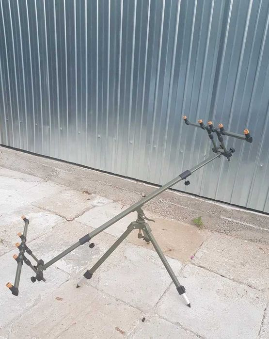 Rod pod EAST SHARK pentru 3 sau 4 lansete Tripod 360 grade buzzbar80cm