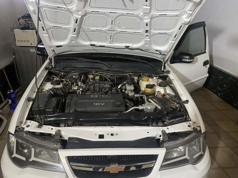 Nexia 2 donc 2013 srochna sotiladi