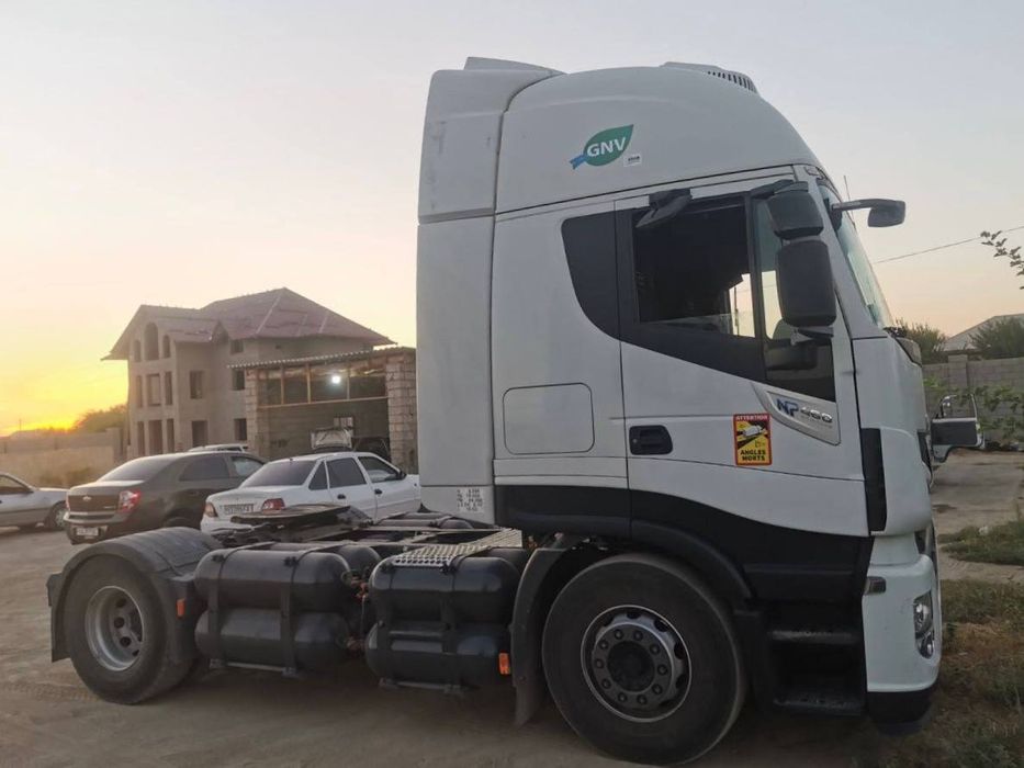 Сотувда Тягач 4х2
IVECO Stralis 460 EURO 6
 Йили: 2019 Стандарт