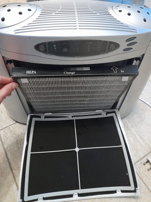 Purificator aer Airdow ADA filtru HEPA si carbune activ