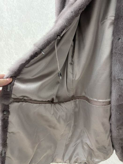 Продам норковую шубу