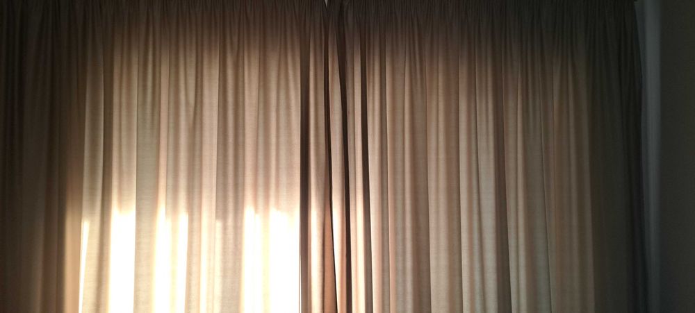 Завеса, плътно перде, бежово