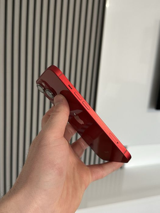 iPhone 13 Roșu 128 GB