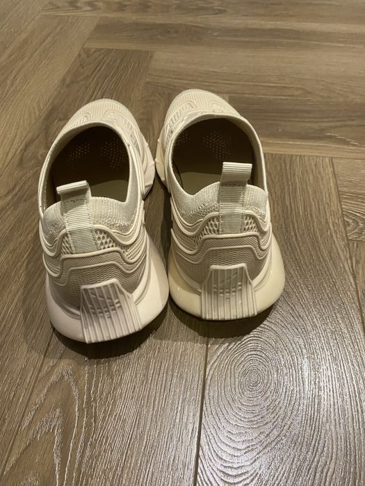 Кроссовки , кеды