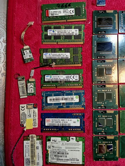 Запчасти для ноутбуков.