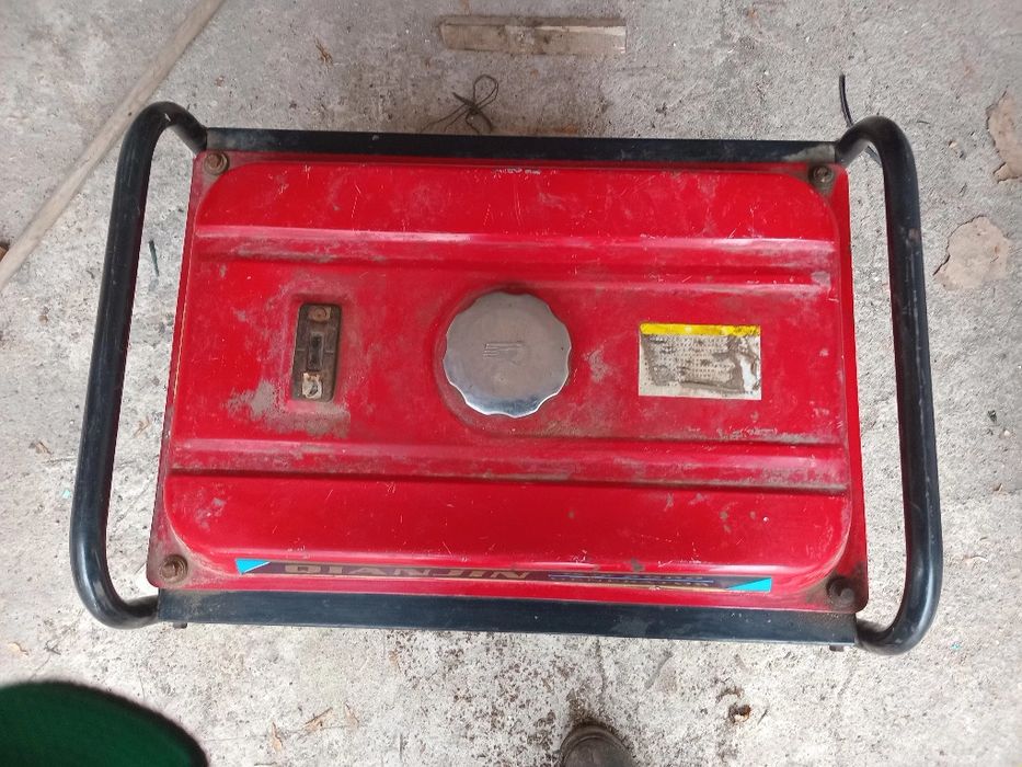 Бензиноыве генераторы