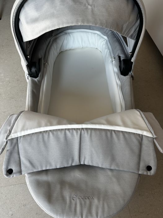 Cybex Cot S  Lux кош за количка
