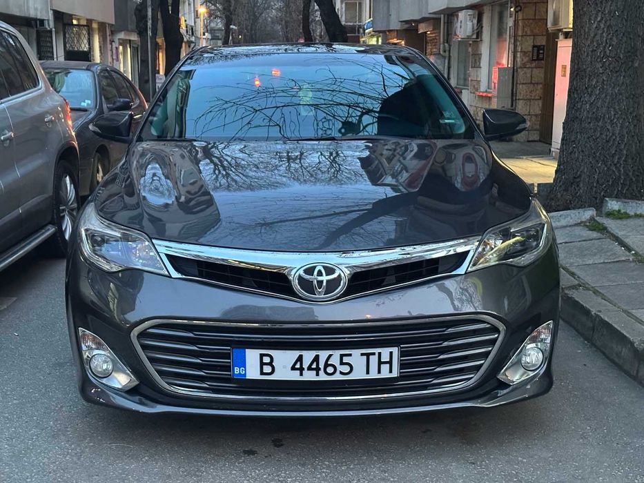 Тойота Авалон XLE