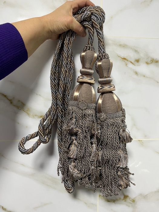 Срочно продам держатели для штор