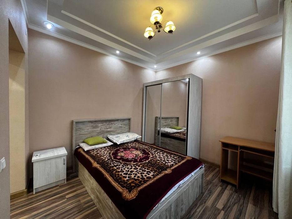 Arenda Mirzo Ulugʻbek Maksim Gorkiy hovli ijaraga ful taun house 

4/1
