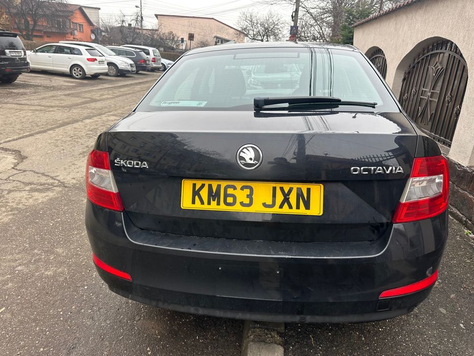 Skoda Octavia 3 2.0tdi 150cp stare perfectă Volan dreapta