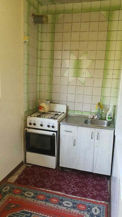 Продаётся 2/2/4 ТТЗ-2 Среднее состояние 52м2 Торец Ор-р Кафе Ульяна